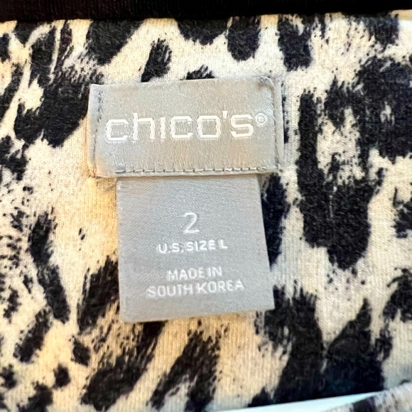 Chico's Black and Gold Baroque Print Tee. Soft. - Picture 6 of 9